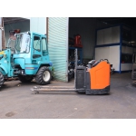 Xe Nâng Pallet Điện Toyota LPE200 (2 Tấn) - 2017