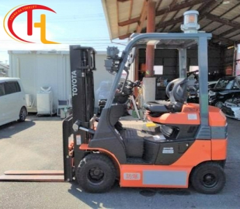 XE NÂNG ĐIỆN TOYOTA 2.5 TẤN NGỒI LÁI - 8FBB25