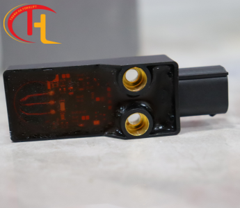 CẢM BIẾN KHUNG NÂNG XE BT