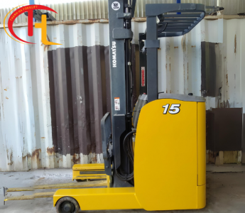 XE NÂNG ĐIỆN ĐỨNG LÁI 1,5 TẤN KOMATSU
