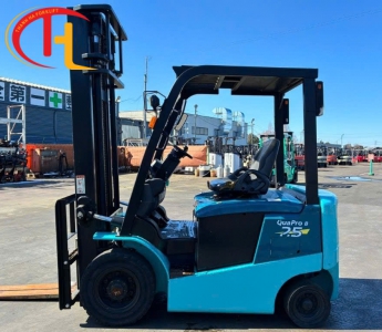 XE NÂNG ĐIỆN SUMITOMO 2.5 TẤN 