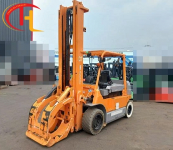 XE NÂNG ĐIỆN NGỒI LÁI TOYOTA 4 TẤN 