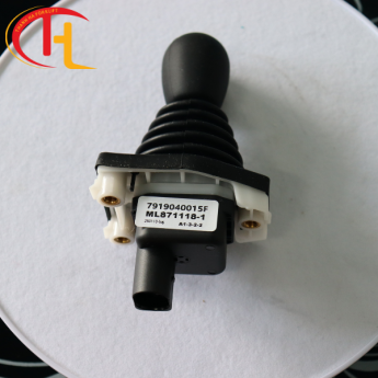 Cần ben điều khiển nâng hạ xe nâng