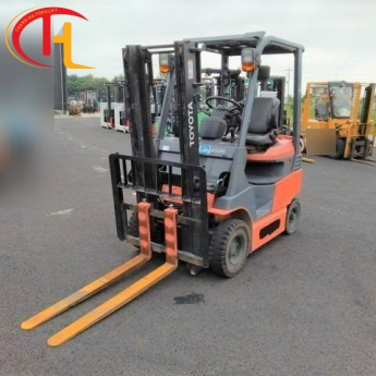 XE NÂNG ĐIỆN NGỒI LÁI TOYOTA 1.5 TẤN 7FBH15