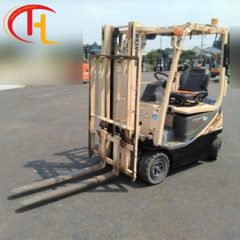  Xe nâng điện 1,5 tấn - KOMATSU FB15-12