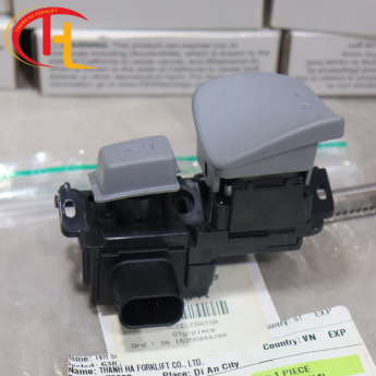 CẦN SỐ XE NÂNG BT
