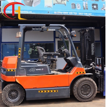 BÁN XE NÂNG TOYOTA 4 TẤN - CHẤT LƯỢNG CAO, GIÁ HỢP LÝ