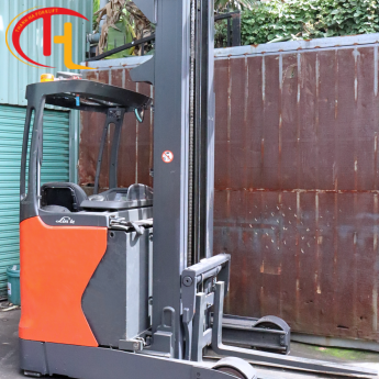Xe Nâng Điện Reach Truck Linde R16-01