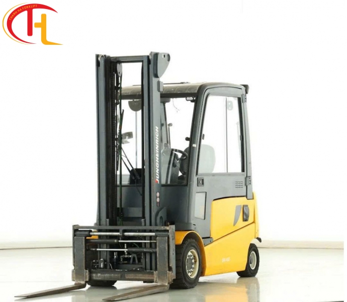 XE NÂNG ĐIỆN 4 BÁNH JUNGHEINRICH EFG 430