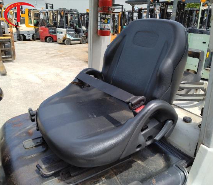 XE NÂNG GAS UNICARRIERS 1,5 TẤN