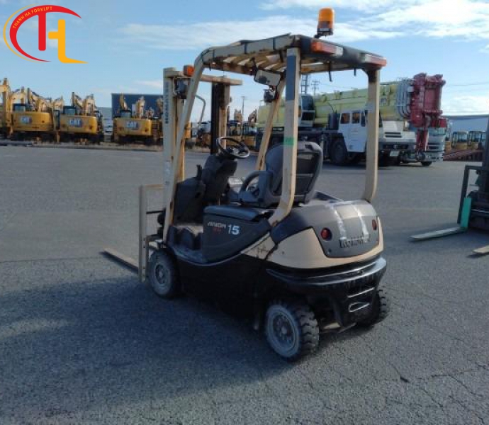 XE NÂNG ĐIỆN 1500KG KOMATSU