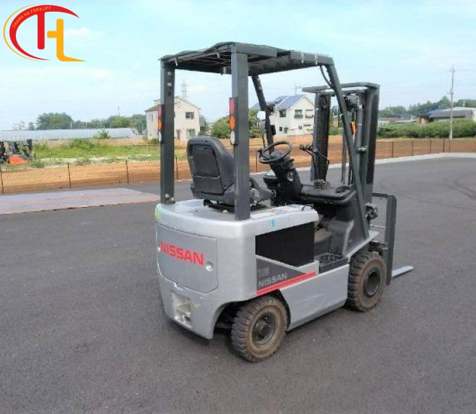 BÁN VÀ CHO THUÊ XE NÂNG NISSAN 1.5 TẤN NHẬP BÃI