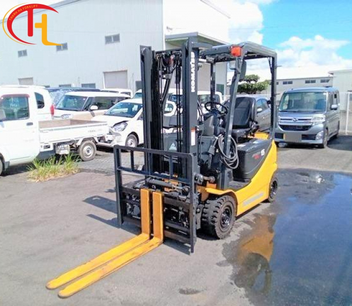 XE NÂNG ĐIỆN KOMATSU 1.5 TẤN ĐỜI CAO HÀNG NHẬP BÃI