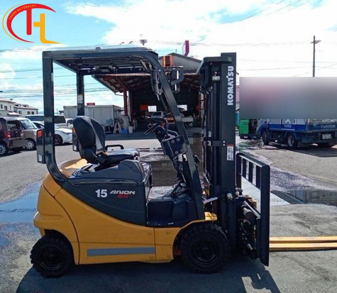 XE NÂNG ĐIỆN KOMATSU 1.5 TẤN ĐỜI CAO HÀNG NHẬP BÃI