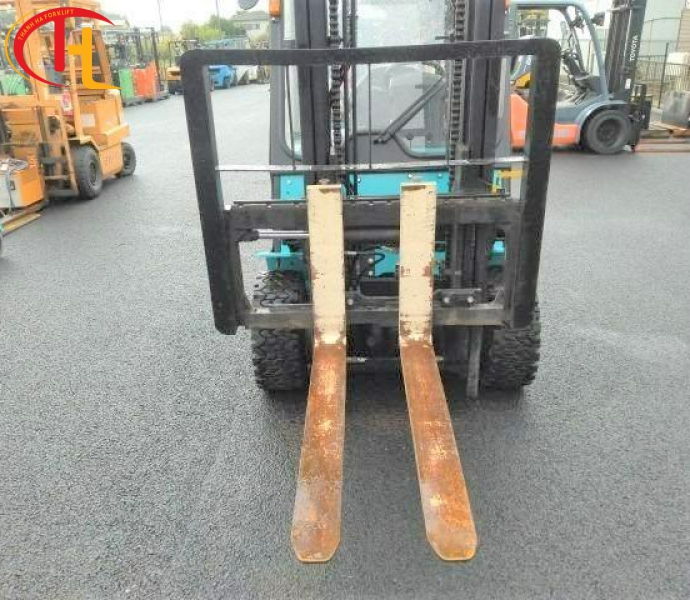 XE NÂNG ĐIỆN SUMITOMO NGỒI LÁI 3 TẤN