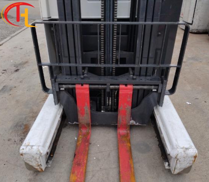 XE NÂNG NICHIYU ĐỨNG LÁI 1.2 TẤN