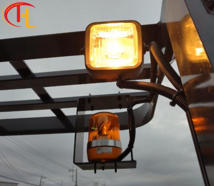 XE NÂNG NICHIYU ĐỨNG LÁI 1.2 TẤN
