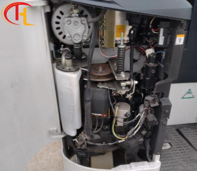 XE NÂNG NICHIYU ĐỨNG LÁI 1.2 TẤN
