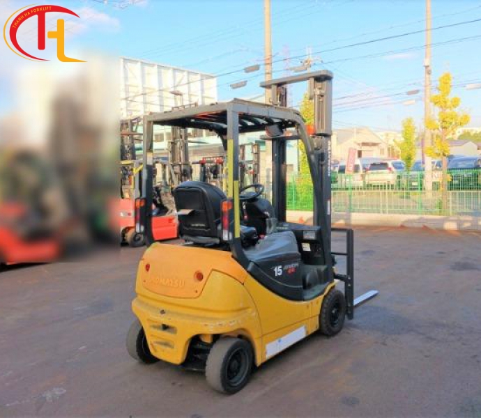 Xe nâng điện ngồi lái 1,5 tấn KOMATSU FB15-12