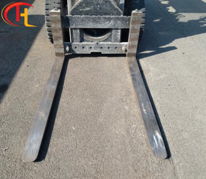 Xe nâng điện ngồi lái  2,7 tấn UNICARRIERS  FB35-8S