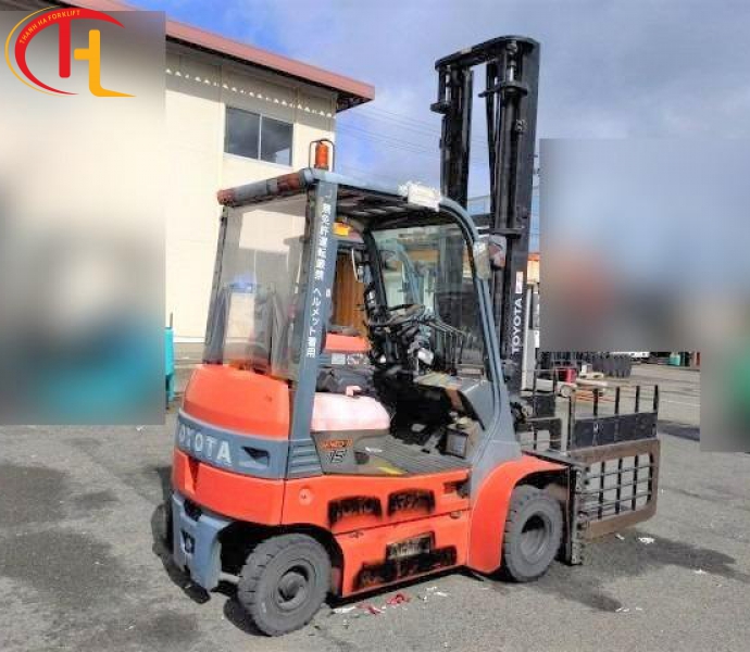 Xe nâng điện ngồi lái 800kg - TOYOTA 7FB15 