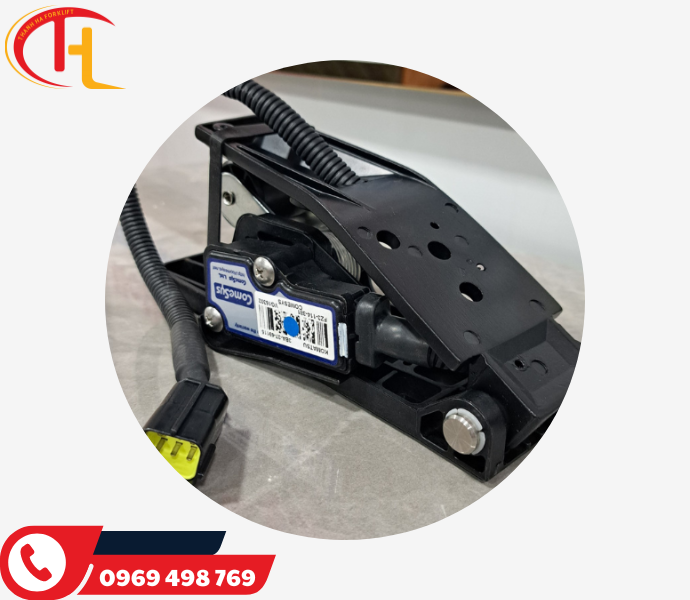 Chân Ga Xe Nâng Điện