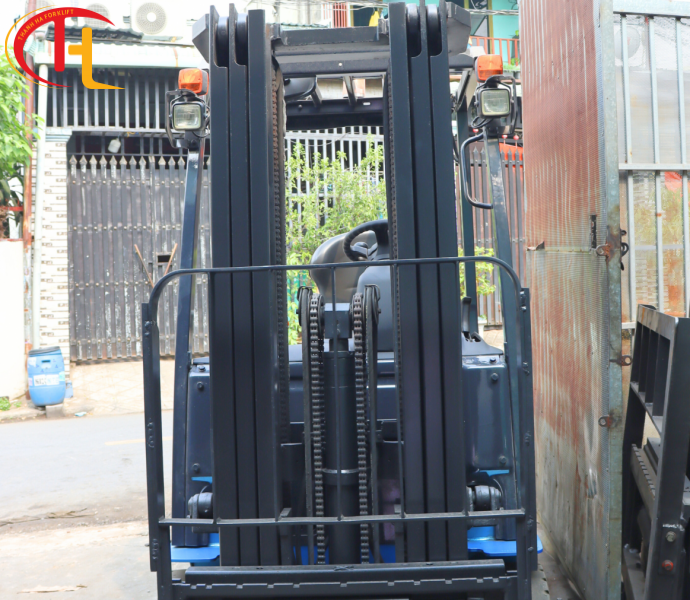Xe nâng điện Komatsu FB15HB
