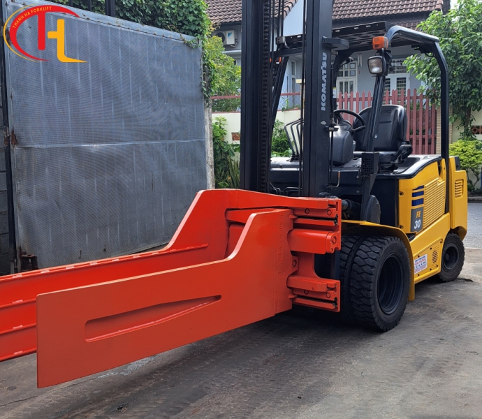 XE NÂNG ĐIỆN KẸP VUÔNG CÀNG DÀI 3 TẤN (TẠM HẾT HÀNG)