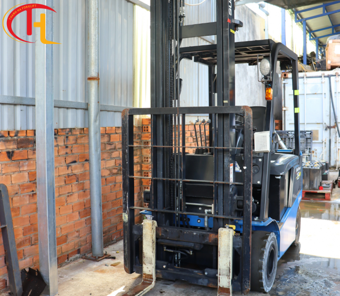 Xe nâng điện Sumitomo 1.5 tấn 