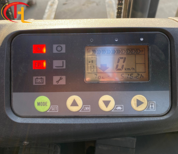 XE NÂNG ĐIỆN KOMATSU FE 1,8 TẤN
