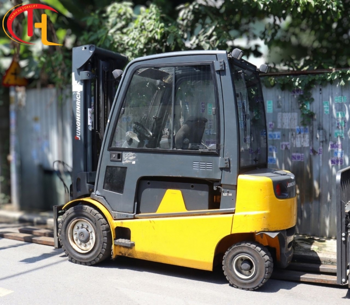 Jungheinrich EFG535 – xe nâng điện 3,5 tấn