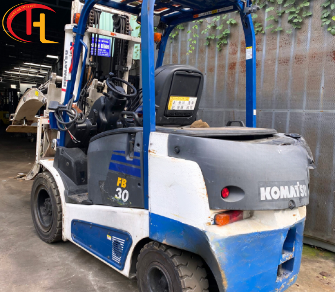 XE NÂNG ĐIỆN 3 TẤN THƯƠNG HIỆU KOMATSU NHẬP BÃI (TẠM HẾT HÀNG)