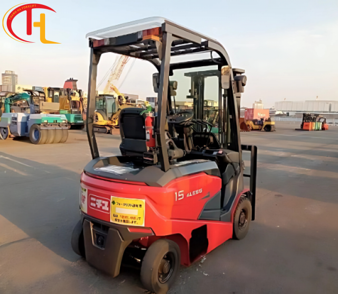 XE NÂNG ĐIỆN NGỒI LÁI NICHIYU 1.5 TẤN