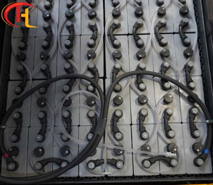 XE NÂNG ĐIỆN JUNGHEINRICH