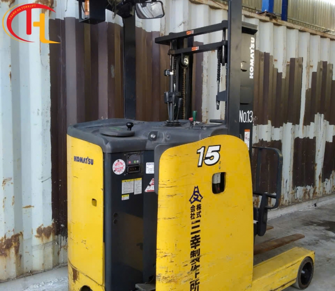 Xe nâng điện đứng lái Komatsu 1.5 tấn sản xuất 2018