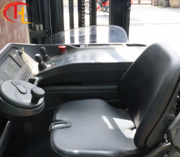Xe Nâng Điện Reach Truck Linde R16-01