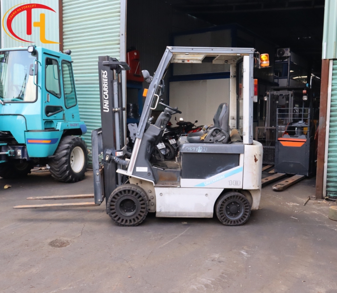 Xe nâng điện Unicarriers J1B1R18 đời 2014