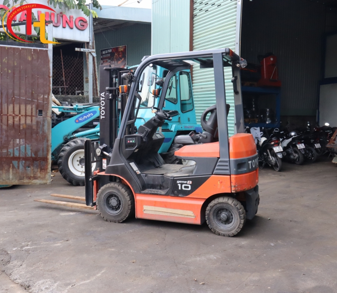 Xe Nâng Điện Toyota 8FB10 1 Tấn – Sản Xuất 07/2018