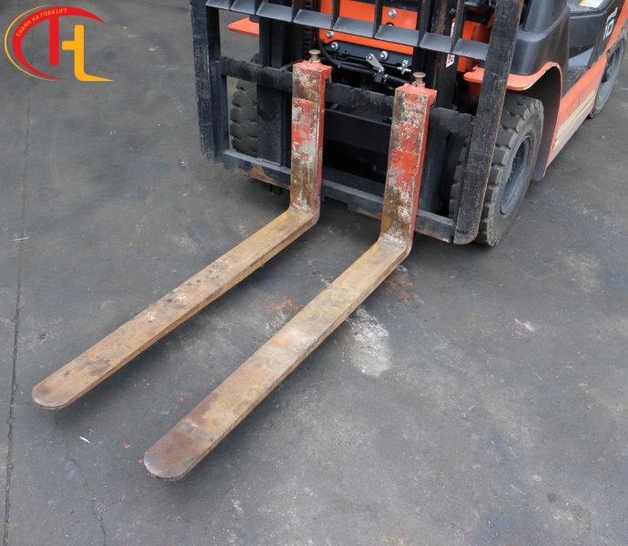 Xe Nâng Điện Toyota 8FB10 1 Tấn – Sản Xuất 07/2018