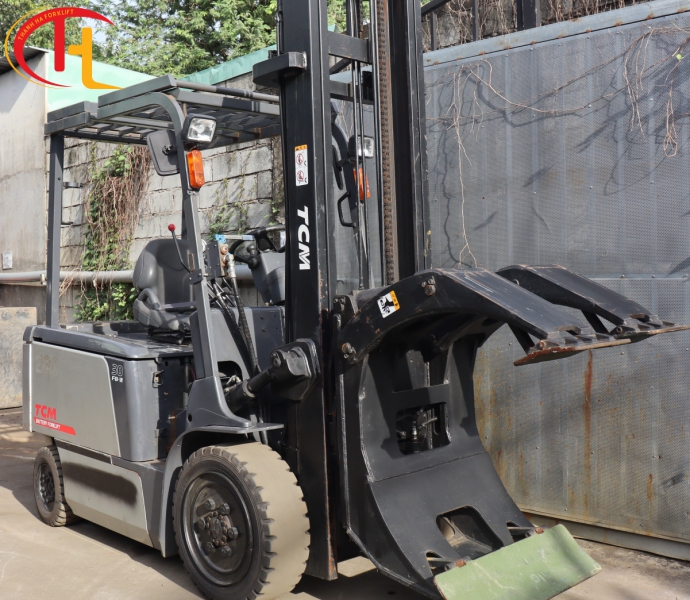 XE NÂNG ĐIỆN KẸP TRÒN 3 TẤN TCM