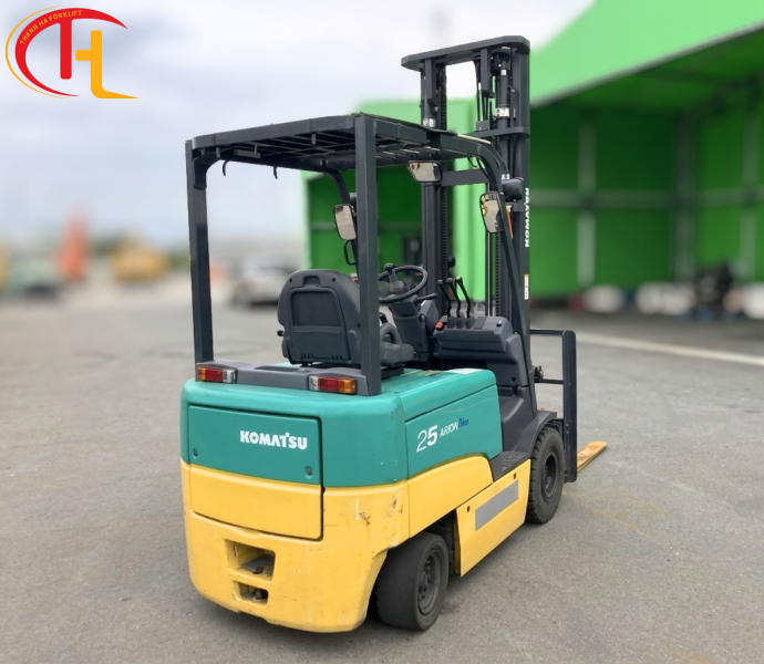 XE NÂNG ĐIỆN  2.5 TẤN KOMATSU FB25EX-11 