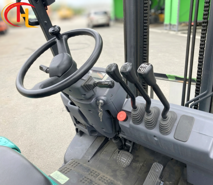 XE NÂNG ĐIỆN  2.5 TẤN KOMATSU FB25EX-11 