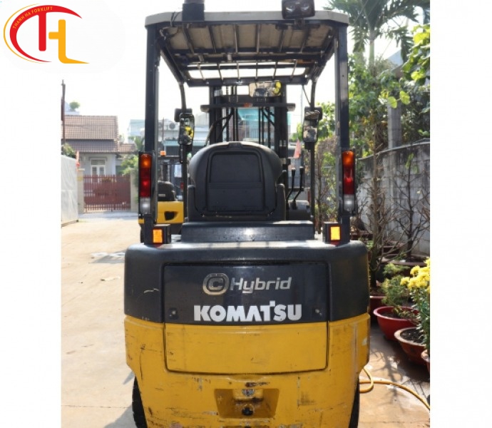 XE NÂNG KẸP VUÔNG 2,5 TẤN