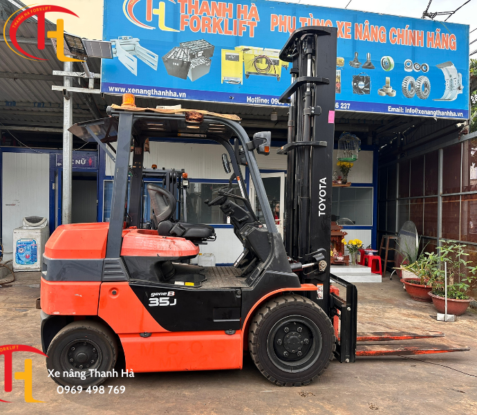 XE NÂNG ĐIỆN 3.5 TẤN THƯƠNG HIỆU TOYOTA
