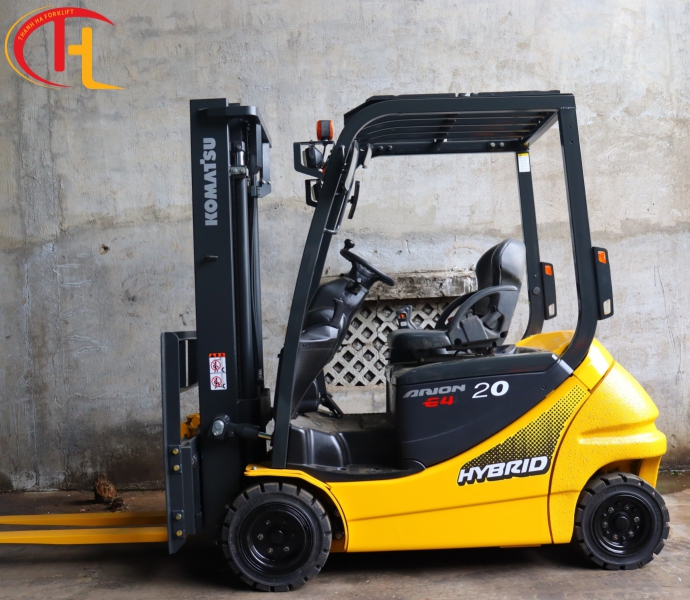 XE NÂNG ĐIỆN NGỒI LÁI KOMATSU 2 TẤN