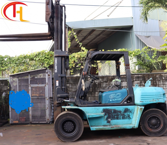 XE NÂNG DẦU 6 TẤN SUMITOMO