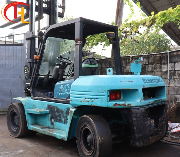 XE NÂNG DẦU 6 TẤN SUMITOMO