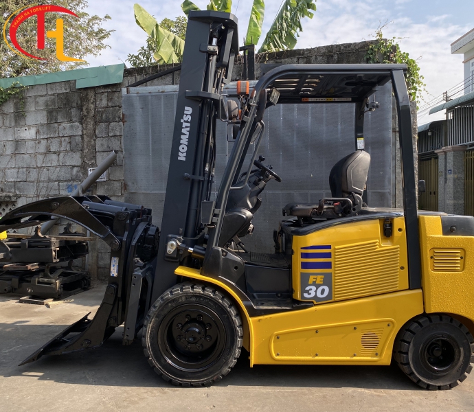 XE NÂNG ĐIỆN 3 TẤN KẸP GIẤY (TẠM HẾT HÀNG)