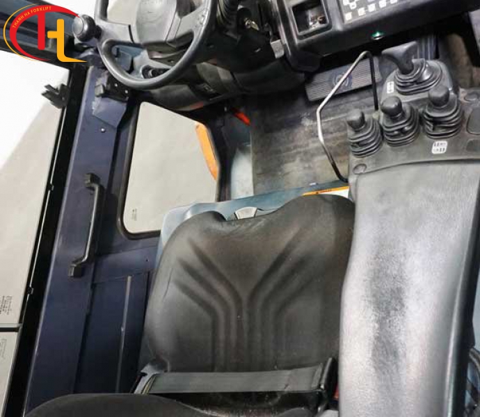 XE NÂNG ĐIỆN 5 TẤN TOYOTA