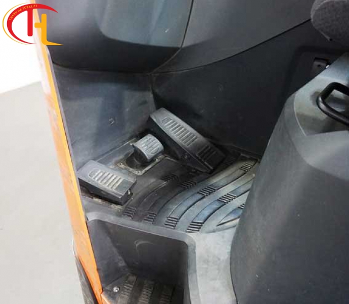 XE NÂNG ĐIỆN TẦM CAO BT RRE200